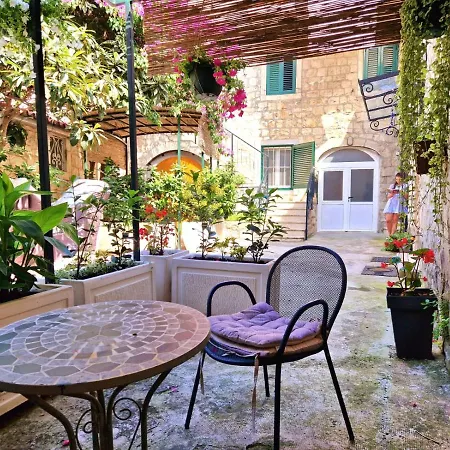 Amabile * ספליט